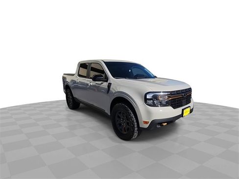 Used 2024 Ford Maverick Tremor w/ Tremor Off-Road Package image 2