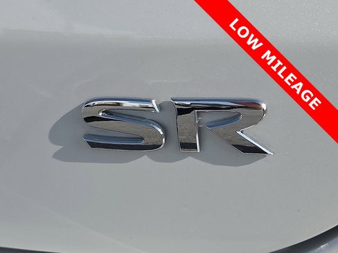 Used 2024 Nissan Kicks SR image 8