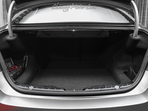 Used 2015 BMW M5 RWD image 59
