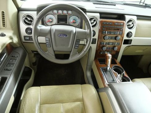 Used 2010 Ford F150 4x4 SuperCrew image 4