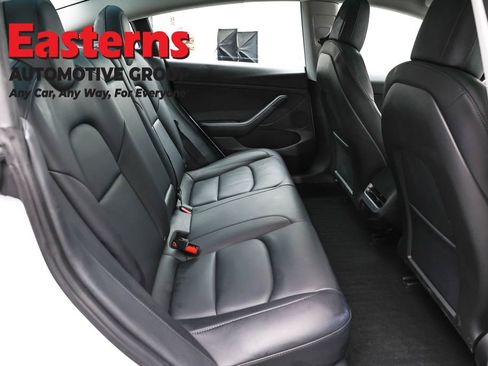 Used 2022 Tesla Model 3 RWD image 17