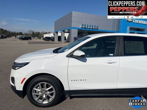 Used 2024 Chevrolet Equinox LT image 2