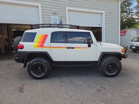 Used 2008 Toyota FJ Cruiser 4WD image 26
