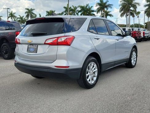 Used 2019 Chevrolet Equinox LS FWD image 6