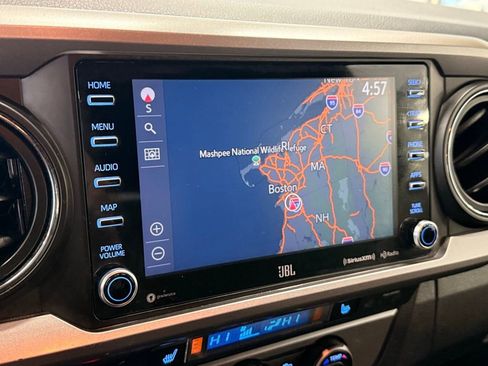 Used 2021 Toyota Tacoma Limited image 29