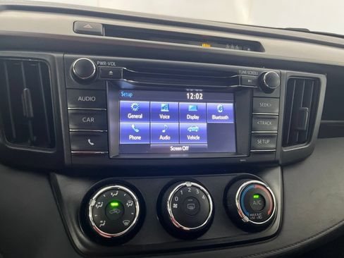 Used 2017 Toyota RAV4 LE w/ All Weather Liner Package FWD image 67