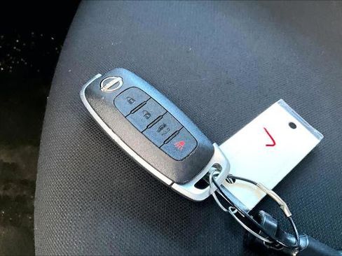 Certified 2024 Nissan Sentra SV image 14