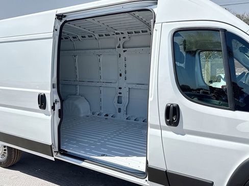 New 2026 RAM ProMaster 2500 image 28