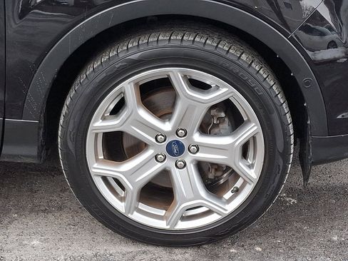 Used 2019 Ford Escape Titanium image 8