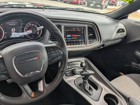 Certified 2022 Dodge Challenger R/T Scat Pack image 16