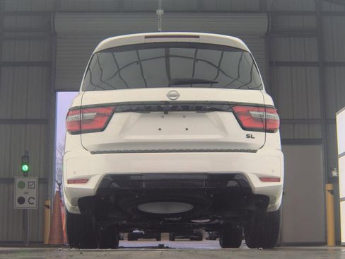 Used 2024 Nissan Armada SL w/ Midnight Edition Package image 7