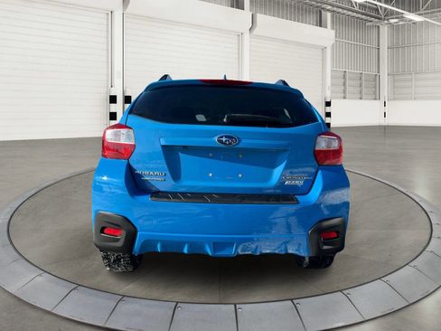 Used 2017 Subaru Crosstrek 2.0i Premium image 4
