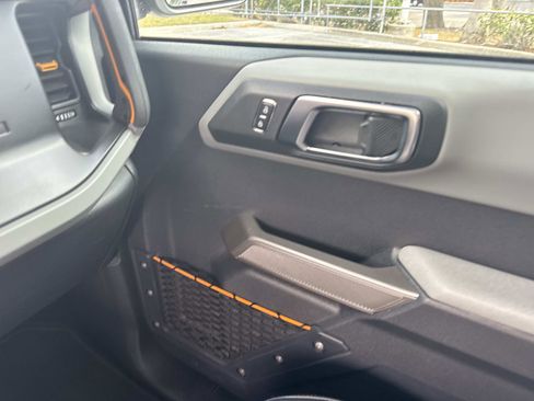 Used 2023 Ford Bronco Badlands image 20