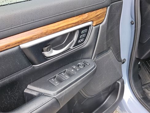 Used 2022 Honda CR-V Touring image 12