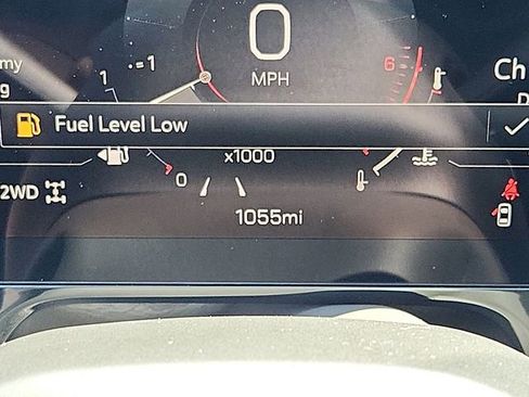 Used 2026 GMC Yukon Denali w/ Sun & Power Step Package AWD/4WD image 21