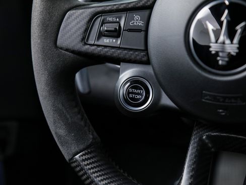 Certified 2022 Maserati MC20 Coupe RWD image 36