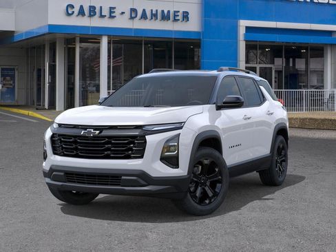 New 2026 Chevrolet Equinox LT w/ Convenience Package II image 6