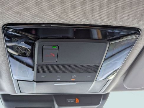 New 2025 Mitsubishi Outlander ES image 31