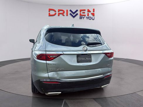 Used 2024 Buick Enclave Essence w/ Experience Buick Package FWD image 3