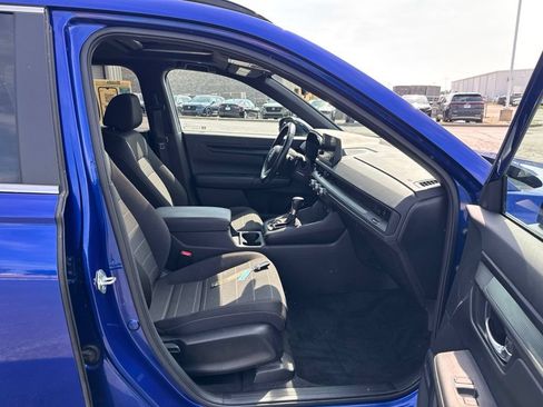 Certified 2025 Honda CR-V Sport image 40