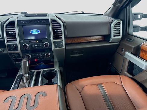 Used 2020 Ford F150 King Ranch w/ Technology Package image 25