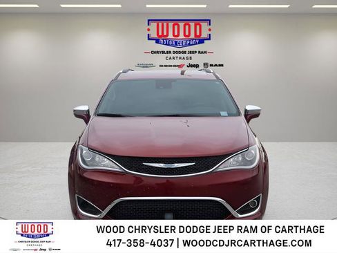 Used 2020 Chrysler Pacifica Limited w/ Advanced Safetytec Group FWD image 9