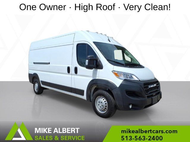 Used 2024 RAM ProMaster 2500 w/ Convenience Group FWD image 1