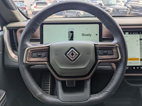 Used 2023 Rivian R1S Launch Edition image 15