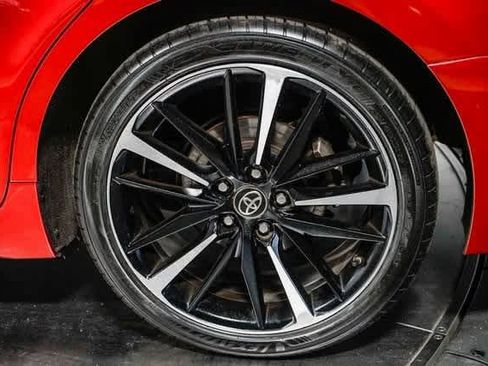 Certified 2019 Toyota Camry XSE image 12