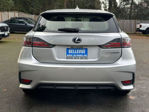 Used 2014 Lexus CT 200h image 6