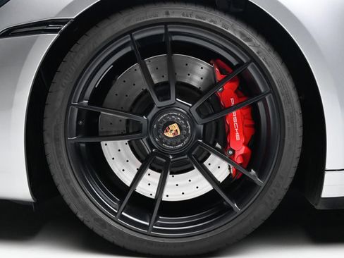 Used 2022 Porsche 911 Carrera 4 GTS image 42