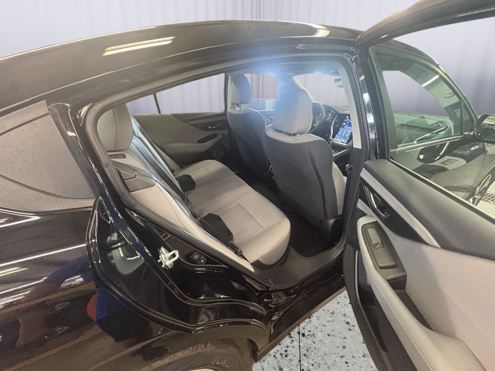 Used 2025 Subaru Legacy Premium AWD/4WD image 14
