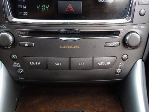 Used 2011 Lexus IS 350C w/ Luxury Pkg RWD image 32