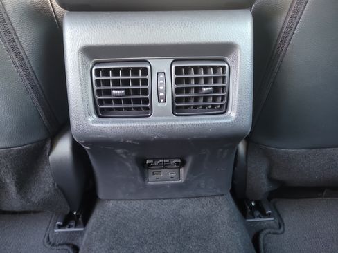 Used 2025 Toyota Camry SE w/ Multimedia Upgrade Package FWD image 15