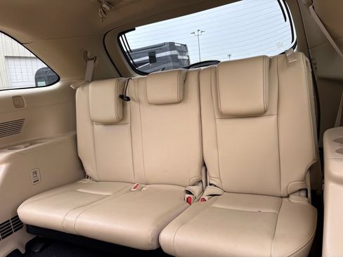 Used 2018 Toyota Highlander XLE FWD image 26