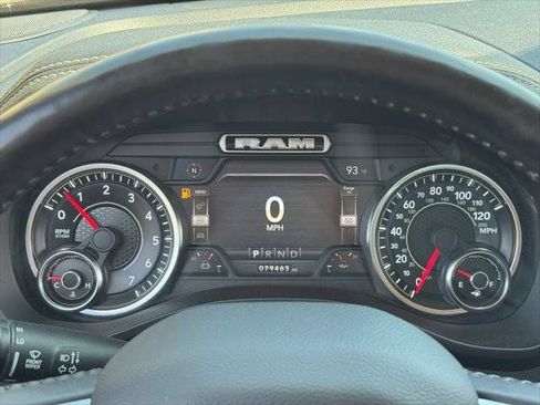 Used 2019 RAM 1500 Laramie AWD/4WD image 43