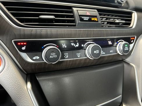 Used 2019 Honda Accord EX-L image 32