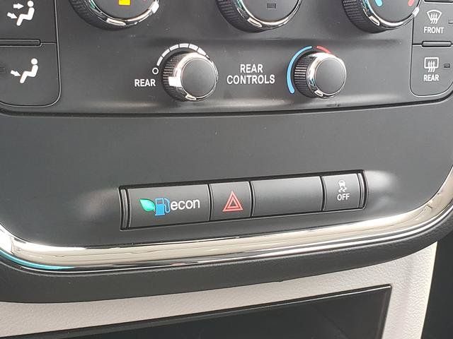 Used 2016 Dodge Grand Caravan SE w/ Quick Order Package 29E SE FWD image 24