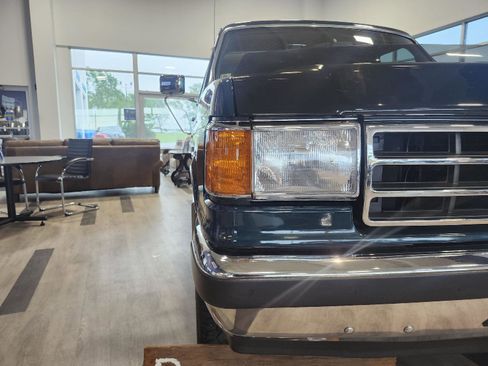 Used 1991 Ford Bronco AWD/4WD image 11