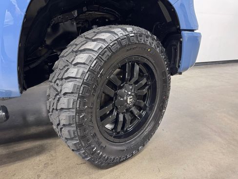 Used 2019 Toyota Tundra SR5 w/ SR5 Upgrade Package image 20