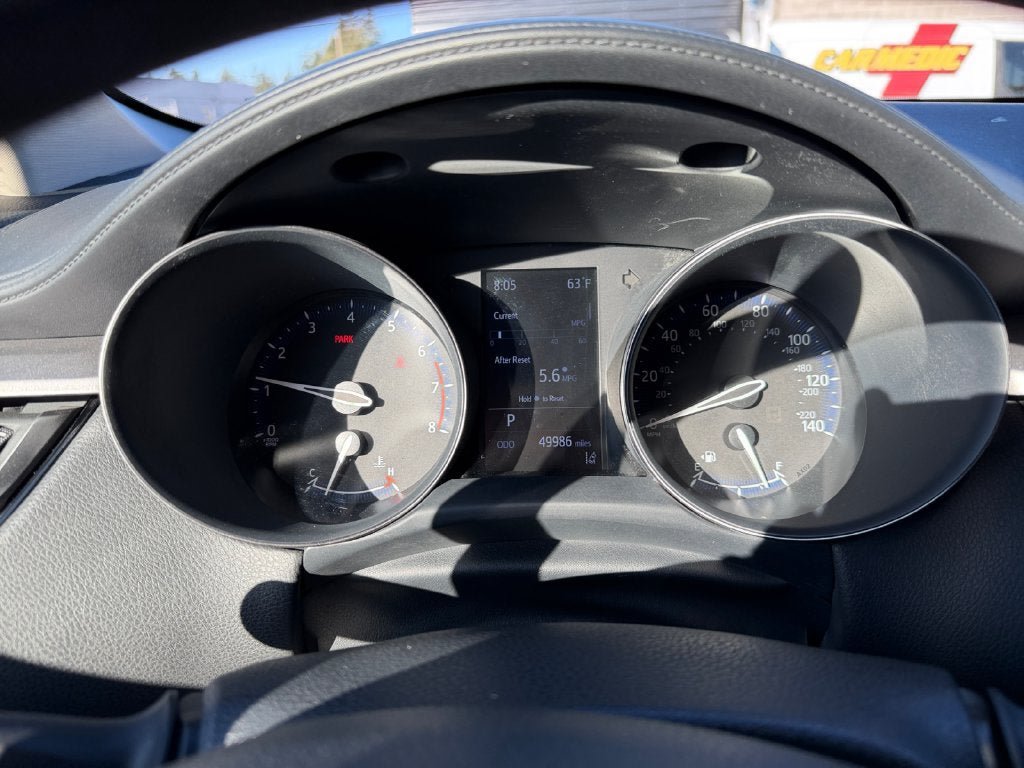 Used 2021 Toyota C-HR LE FWD image 14