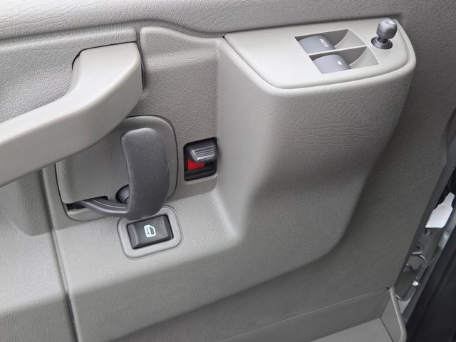 New 2026 Chevrolet Express 2500 w/ Driver Convenience Package RWD image 19