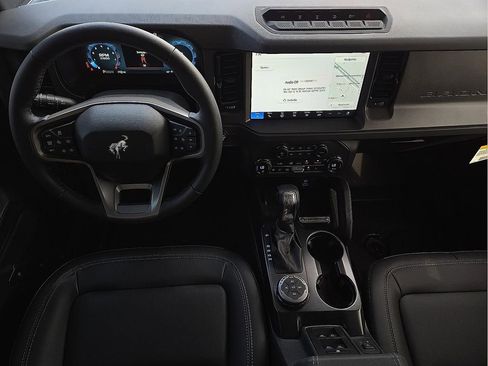 New 2025 Ford Bronco Badlands image 10