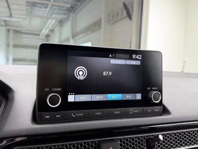 Used 2025 Honda Civic Sport image 25