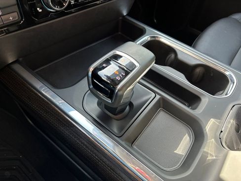 Used 2024 Chevrolet Silverado 1500 RST image 18