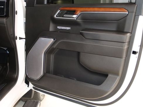 Used 2022 GMC Sierra 1500 Denali w/ Denali Reserve Package image 73