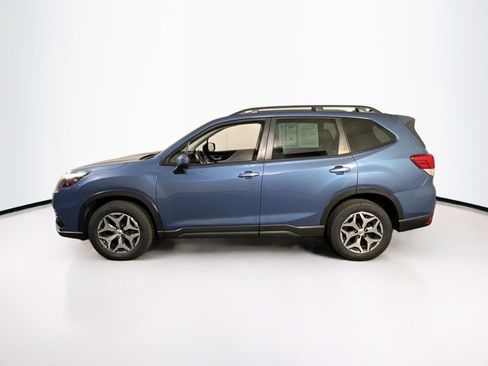 Used 2023 Subaru Forester Premium AWD/4WD image 8