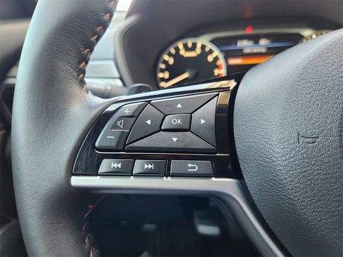 Used 2023 Nissan Altima 2.5 SR image 28