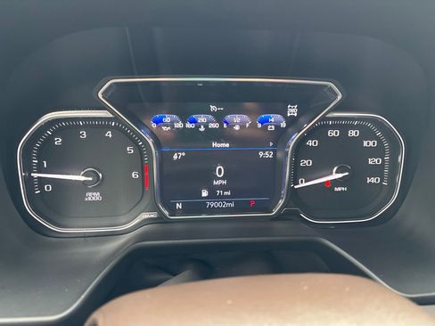 Used 2021 GMC Yukon SLT w/ SLT Luxury Package AWD/4WD image 27