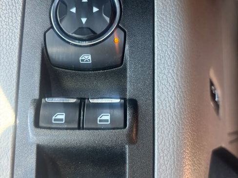 Used 2019 Ford F150 XL w/ Equipment Group 101A Mid AWD/4WD image 11